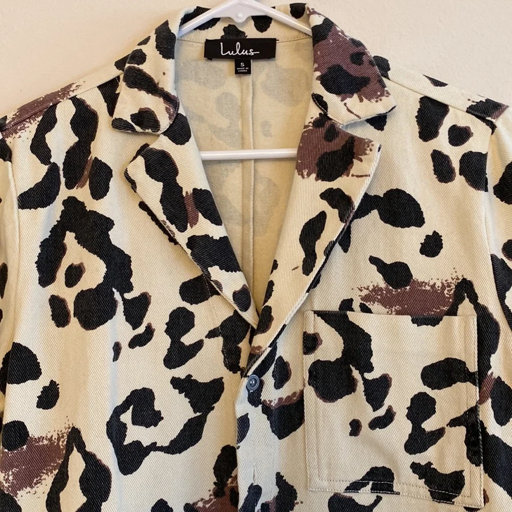 Lulus Animal Print Demin Top - Picture 2 of 3